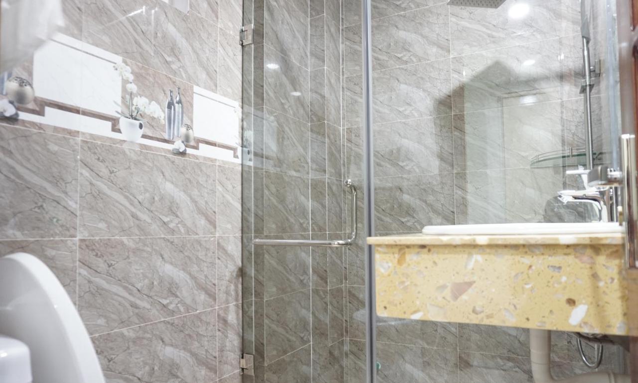 Hung Long Hostel Хюе Екстер'єр фото